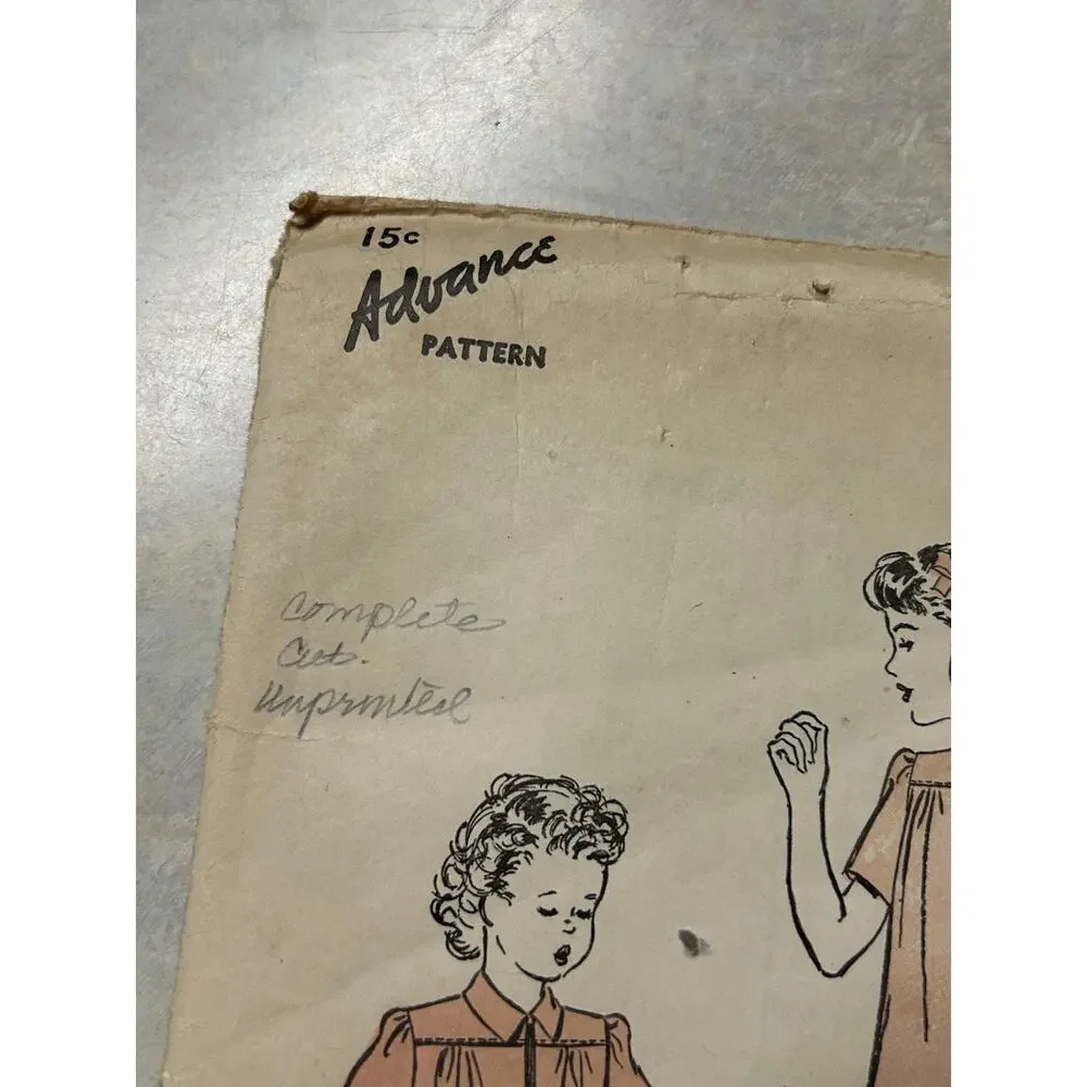 Vintage 1940's Advance Pattern #3231 Girls‎ Nightgown Size 4 HTF RARE